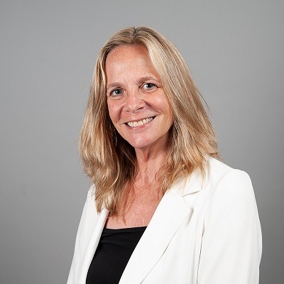 A headshot of a woman